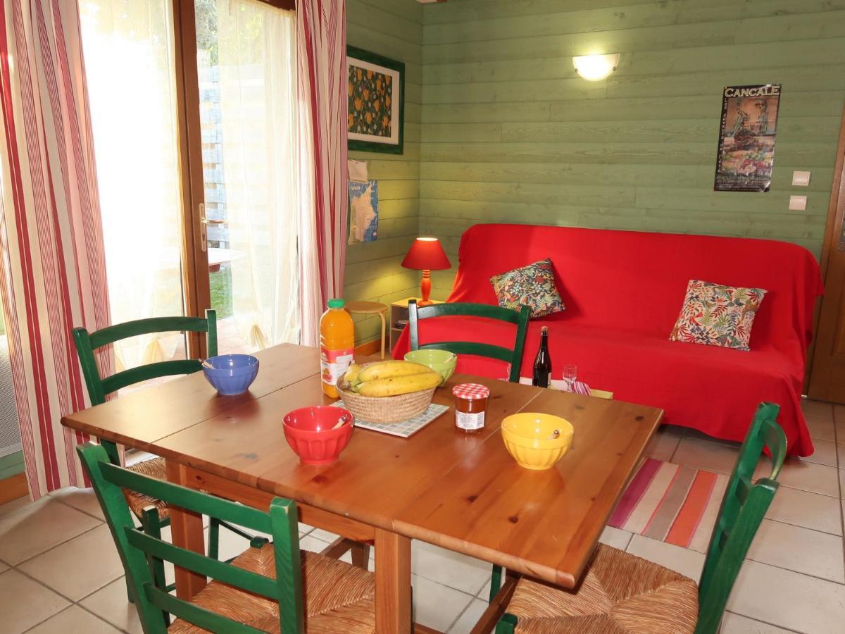 Chalet Le Chalet - A 康卡勒 外观 照片